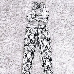 Y&R Matching Marble Workout Set